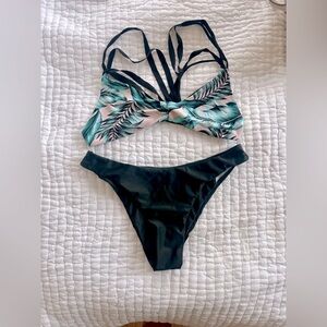Bathing suit set